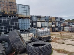 Ekologiczna bomba spod Szczercowa zostanie zlikwidowana. Zniknie około 2000 pojemników z chemikaliami