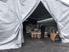 Najlepiej płonące znicze w Tarnowie – pomoc po pożarze lokalnej hurtowni.