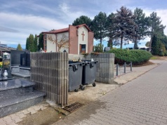 Nowy Sącz: Co z segregacją odpadów na cmentarzach? Zarządca apeluje o przestrzeganie zasad