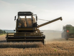 Komisja Europejska grozi Polsce procedurą. "Niezgodne z prawem UE"