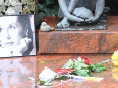 Odmieniony grób Kory. Apel przyjaciółki artystki został wysłuchany