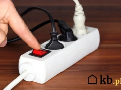 Wymieniłem gniazdko sam i zaoszczędziłem kilkaset złotych