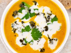 Zupa dyniowa z curry