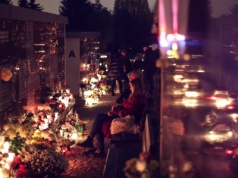 Wybitne osoby różnych profesji. Wspominamy zmarłych, którzy odeszli w minionym roku