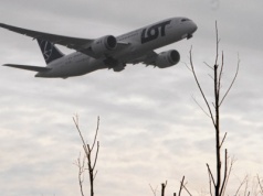 14 lat temu doszło do jedynego takiego lądowania w Warszawie. Nie wysunęło się podwozie