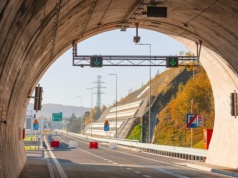 Bezpieczna jazda nowymi tunelami na S1: najważniejsze zasady w razie awarii i stłuczki