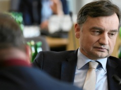 Czy Zbigniew Ziobro powinien trafić do aresztu? Tak odpowiedzieli Polacy