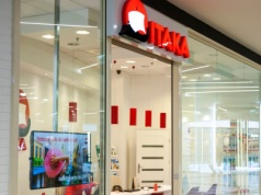 Atak hakerski na biuro podróży. Wyciekły dane klientów