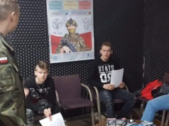 Tysiące Polaków dostają karty mobilizacyjne. Sprawdź, czy jesteś na liście