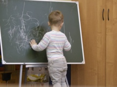 Babcia mówi: "Nie płakałaś, to i on nie powinien". A ja wiem, że to tak nie działa