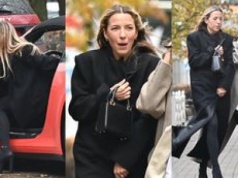 Uchachana Ewa Chodakowska wysiada z wartego ponad PÓŁ MILIONA złotych porsche i pędzi na spotkanie z przyjaciółką (ZDJĘCIA)