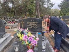 Pamiętamy o Was! Odwiedziliśmy groby radiowców i ludzi innych mediów z regionu