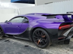 Używane Bugatti Chiron na sprzedaż. Naprawa pochłonie majątek