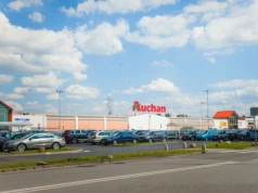 Wielka zmiana w galeriach Auchan. Węgrzy wchodzą do Polski z miliardem złotych