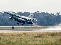 Składują tam tajną broń. Obok przeleciał "nieautoryzowany" dron