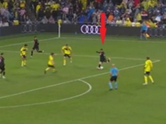 Mało nie rozerwał siatki. Co za "petarda" Messiego!