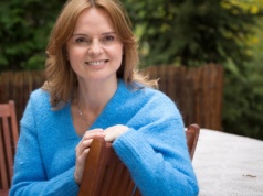 Beata Fido kończy 58 lat. Związek z kuzynem Kaczyńskiego miał jej wiele ułatwić