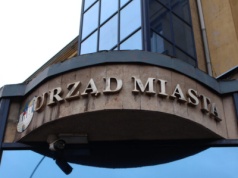 Jak oceniacie obsługę interesantów w Urzędzie Miasta? Możecie wyrazić swoją opinię w ankiecie