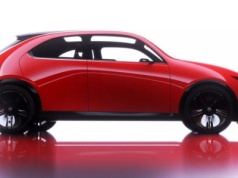 Japoński rywal Renault 5 ma potencjał. Mazda sięga po styl retro