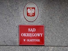 Gang „na policjanta” przed sądem! Starsi ludzie tracili majątki w kilka minut