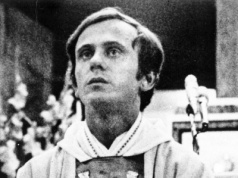 Czy Prymas Glemp wiedział, że ks. Popiełuszko miał być uwięziony w bunkrze w Kazuniu?