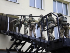 Olsztyn. Kontrterroryści z BOA przy dawnym "Bratniaku". Wiemy, co tam robili