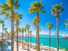 Ciepłe kierunki na listopad. Gdzie polecieć w Europie, by złapać trochę słońca?