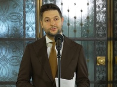 Konfederacja kontratakuje Patryka Jakiego: Ostra wymiana zdań