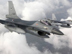 Rumunia kupiła 18 myśliwców F-16. Zapłacili za nie 1 euro