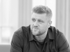 Żona Tomasza Jakubiaka pojawi się w telewizji. Tak odda hołd zmarłemu mężowi