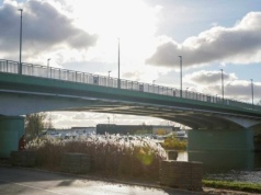 14 mln złotych na most i tymczasową przeprawę przez rzekę