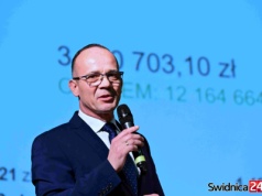 Radni ustalą pensję starosty świdnickiego. Ile ma zarabiać po podwyżce?