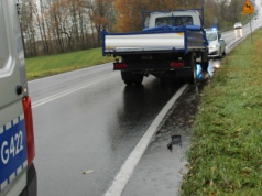 Pieszy z urazem klatki piersiowej po potrąceniu w Graboszycach