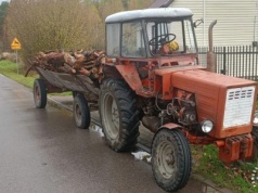 25 lat bez przeglądu! Policjanci oniemieli, gdy zobaczyli ten ciągnik!