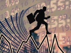 Gigant z Wall Street powtarza rajd z poprzednich lat, ale na horyzoncie pojawia się nowe zagrożenie. Ta sprawa może zachwiać kursem