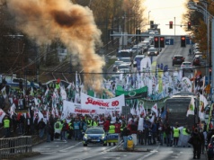 "Śląsk nie może umrzeć". Tysiące związkowców protestuje przeciwko upadkowi przemysłu