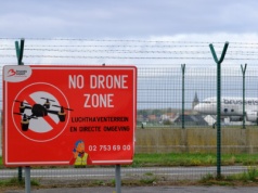 Ruch na lotnisku w Brukseli wstrzymany. Powodem pojawienie się drona