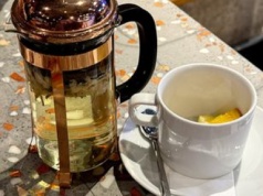 Słodzisz? Sprawdź, jak ta niewinna łyżeczka cukru wpływa na organizm