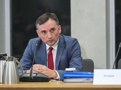 Przyjaciel Ziobry ujawnia: "Chudnie i ma złe wyniki. Boi się!" Czekają go badania, w…