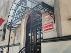 Czy zwolniona dyrektor DPS w Nowodworzu miała prawo wrócić na swoje miejsce pracy? Znamy postanowienie sądu