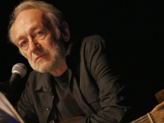 Muzyka do kultowych seriali. Tak brzmiał głos pokolenia lat 80.