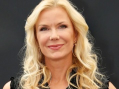 Słynna Brooke z "Mody na sukces" w doskonałej formie: tajemnica młodego wyglądu i urody Katherine Kelly Lang