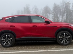 Cena od 99 900 robi swoje i MG HS pokonuje Tucsona. Ale do najpopularniejszego SUV-a nadal mu daleko