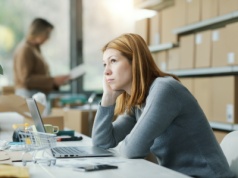 Dobrowolnie wybierają pracę na kilka etatów. Robią to nie tylko dla pieniędzy