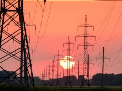 IEA: sztuczna inteligencja dobija energetykę. Zapłacimy wyższymi rachunkami