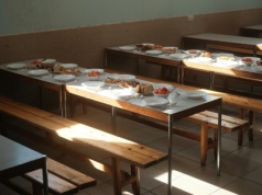 Obiady w warszawskich szkołach coraz droższe. Mokotów bije rekordy