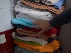 Burza po filmie Lecha Poznań. Narzekają na ręczniki i szatnię Rayo. „Realowi to nie przeszkadza”