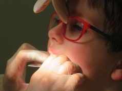 Idzie nowe. Szkolne badania tylko w obecności rodzica? "Kuriozalny pomysł"