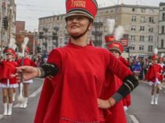 Ulicami Wrocławia przejdzie Radosna Parada Niepodległości. UWAGA: w tym roku zmiana trasy!