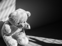 Przez pięć minut dusiła 8-letniego syna. Wyrok ws. dzieciobójczyni